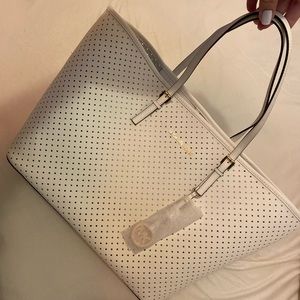 ☁️Michael Kor tote bag☁️